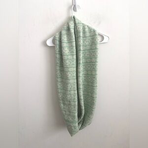 Gap women’s scarf wool blended green one size knit infinity cozy